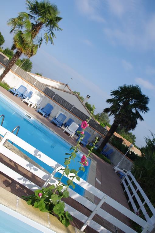 Le Clos Fleuri Hotel Medis Ngoại thất bức ảnh